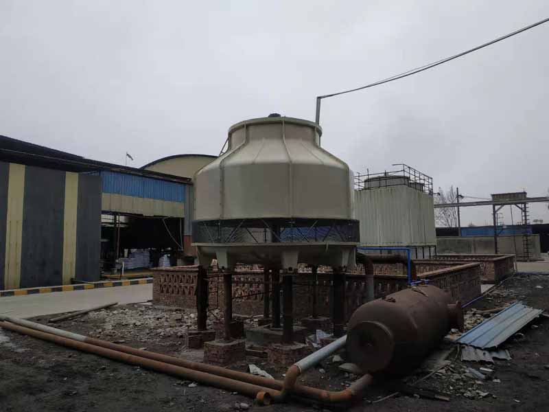 德阳什邡市200T圆形冷却塔安装现场